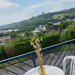 Apartment : Vue Panoramique Sur La Seine Avec Parking Rouen